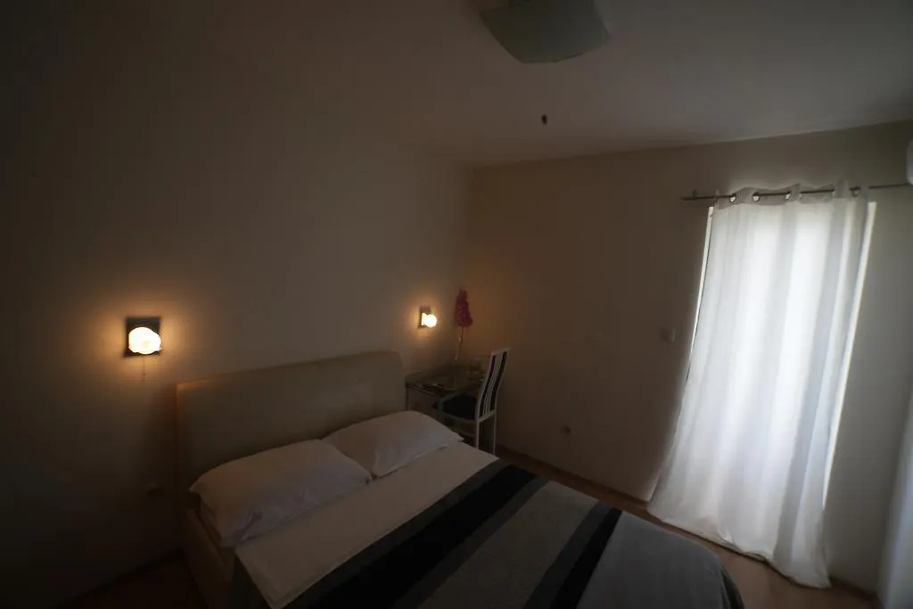 Spalato Centrum Suite 0*, Σπλιτ